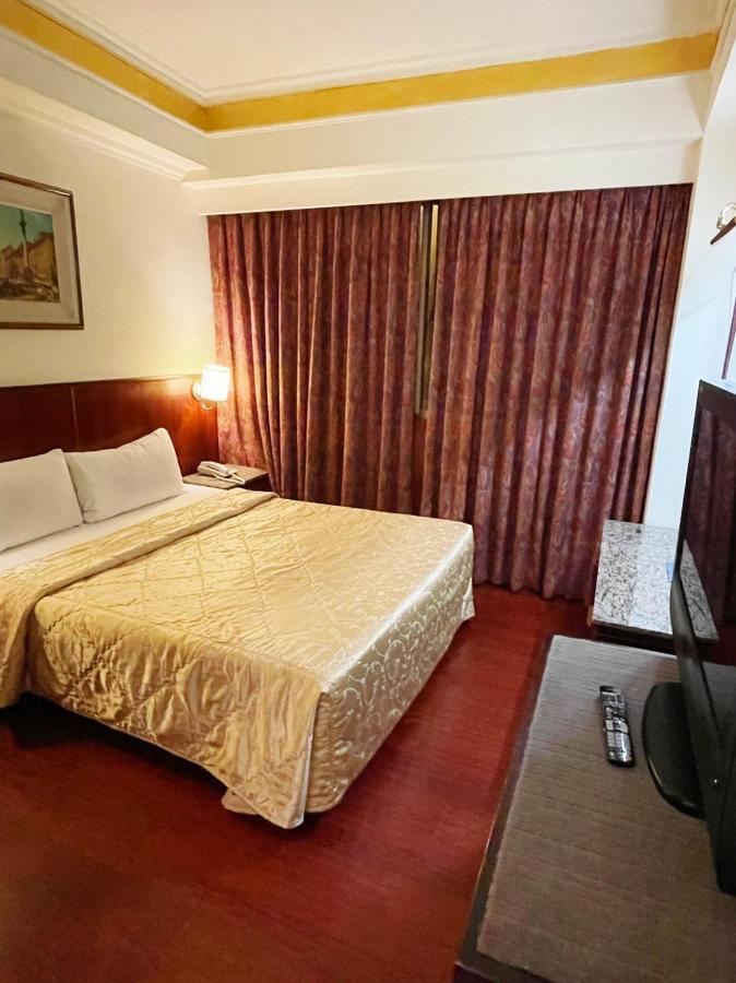 Family Hotel - Linsen Tainan Esterno foto